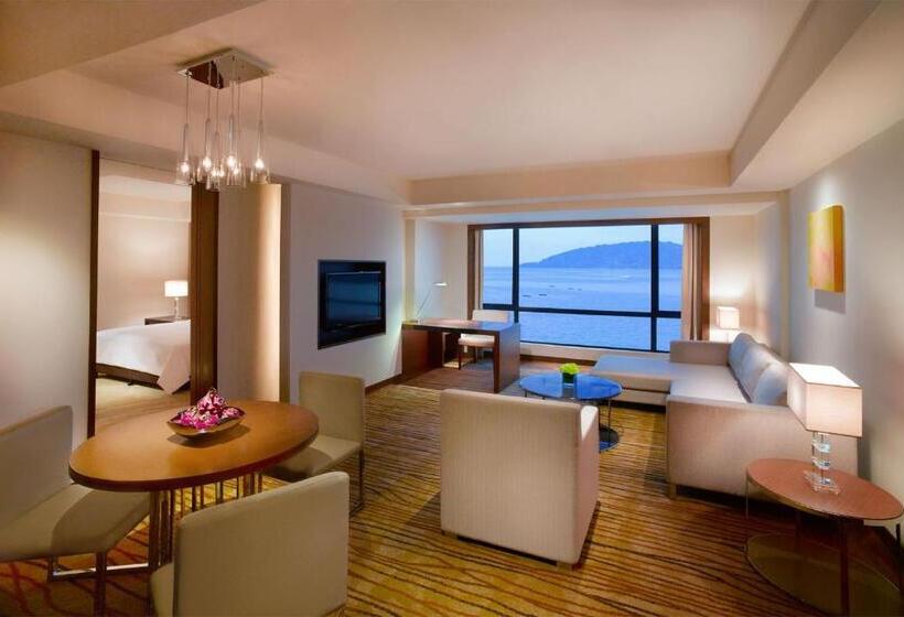 סוויטת אקזקיוטיב, עם מיטת קינג, Hyatt Regency Kinabalu