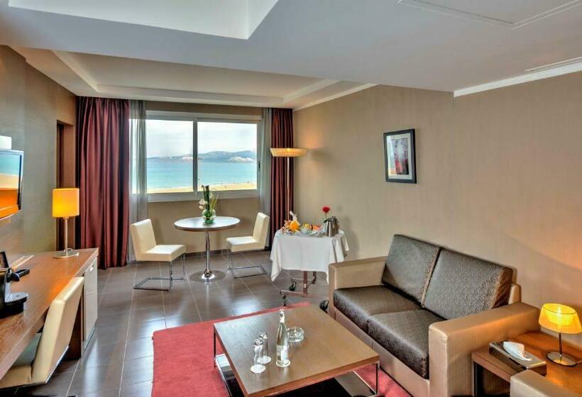 套房, Kenzi Solazur