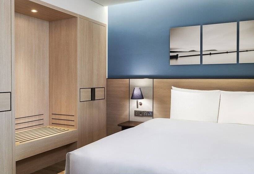 キングサイズベッドのデラックスルーム, Parnas Hotel Jeju