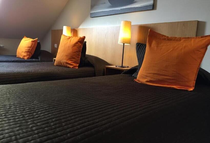 اتاق استاندارد سه نفره, Pax