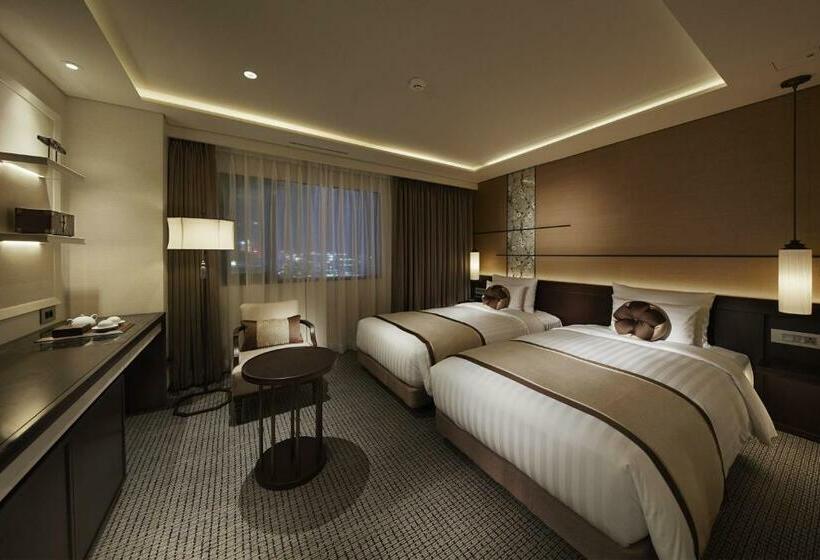Номер Executive, Royal Hotel Seoul