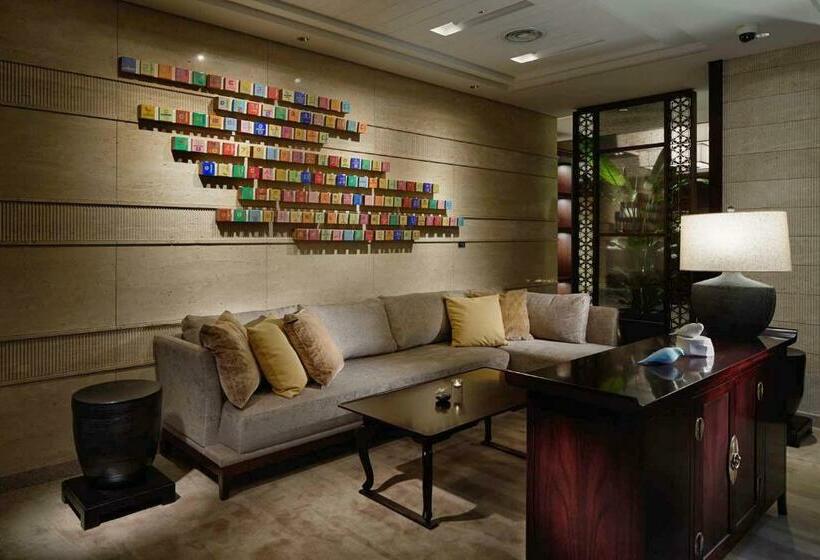 Номер Стандарт, Royal Hotel Seoul