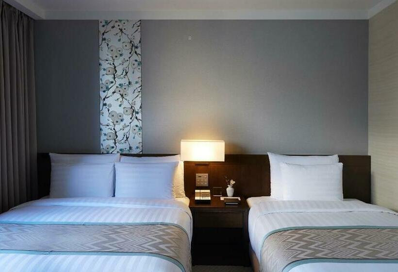 Семейный Номер, Royal Hotel Seoul