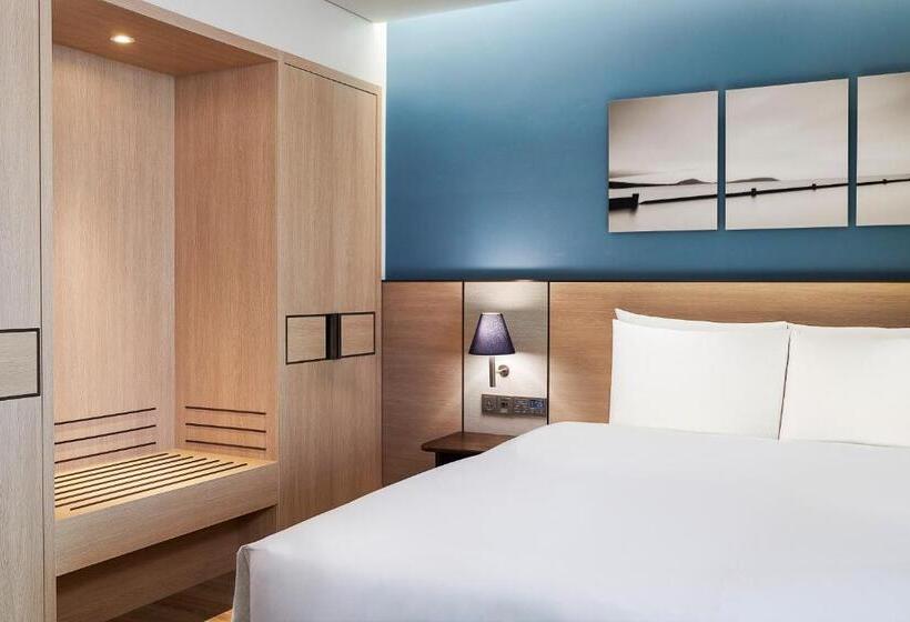 キングサイズベッドのデラックスルーム, Parnas Hotel Jeju