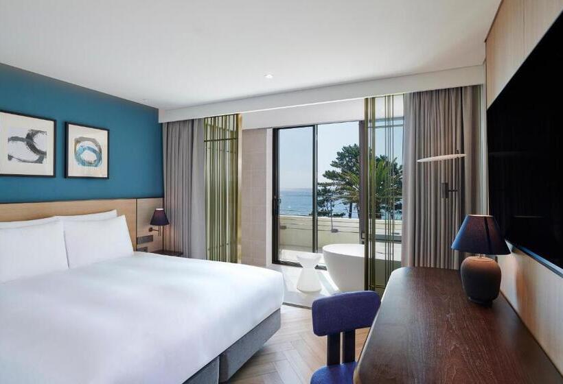 Клубный люкс с видом на море, Parnas Hotel Jeju