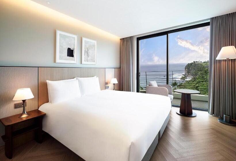 スイートクラブ シービュー, Parnas Hotel Jeju