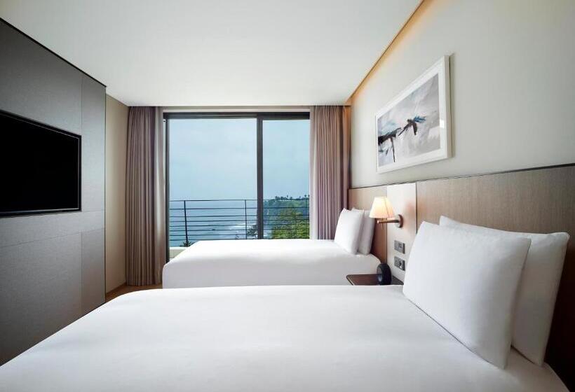 Клубный люкс с видом на море, Parnas Hotel Jeju