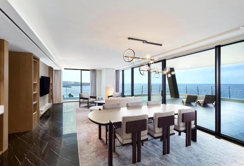 スイートクラブ シービュー, Parnas Hotel Jeju