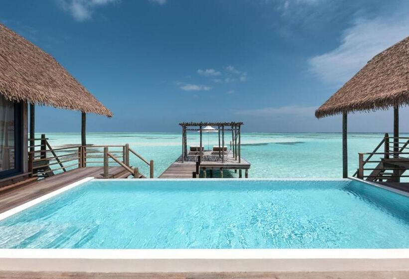 ویلای 3 خوابه, Como Cocoa Island   Partner Travels Free For 7 Nights Or More