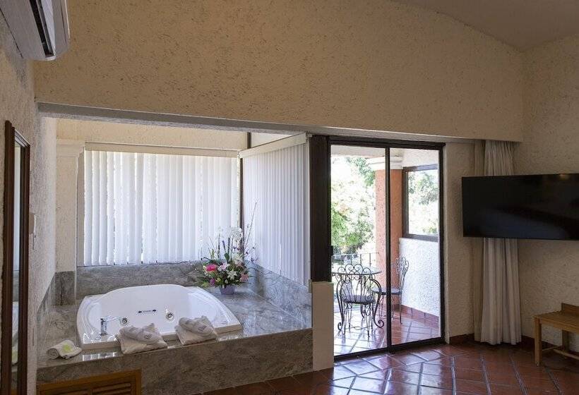 带按摩浴盆的套房, Hosteria Las Quintas Hotel Restaurante Bar