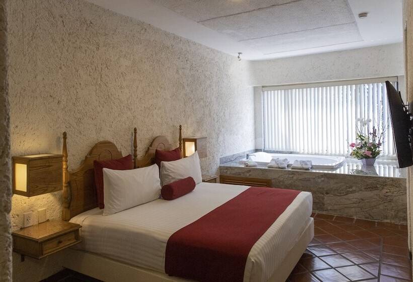 سوئیت با وان آب گرم, Hosteria Las Quintas Hotel Restaurante Bar