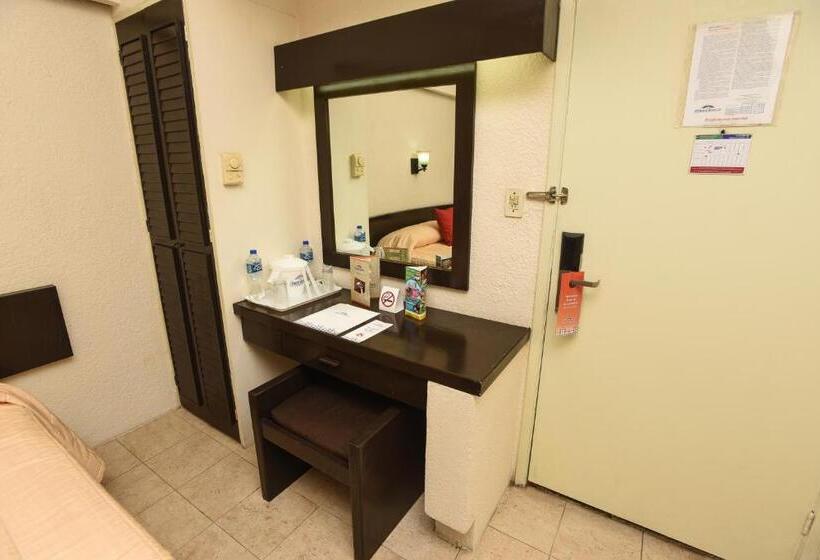 スタンダードインサイドビュールーム, Howard Johnson By Wyndham Veracruz