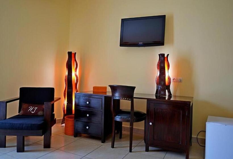 اتاق لوکس, Joffre