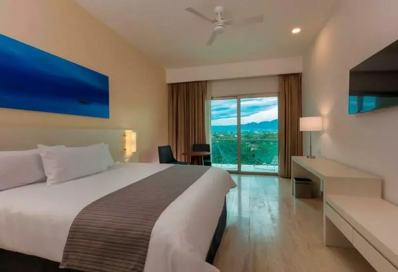 اتاق لوکس با چشم‌انداز, Krystal® Puerto Vallarta