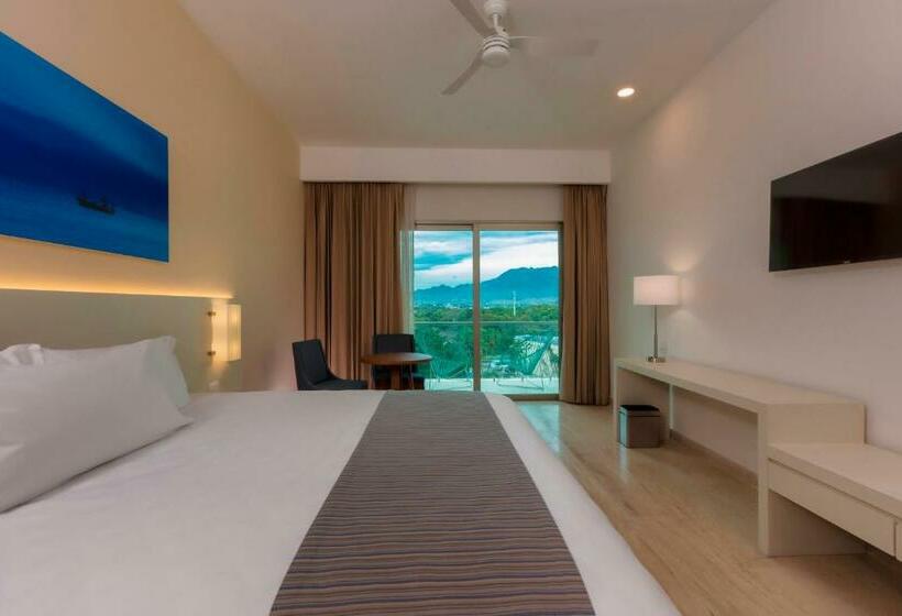 Номер Deluxe с Видом, Krystal Puerto Vallarta