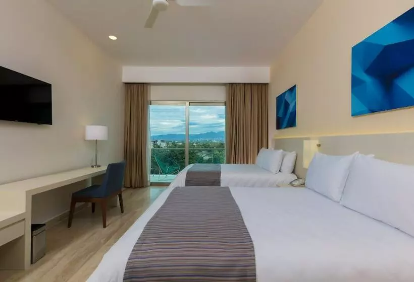 Deluxe Room Mountain View, Krystal® Puerto Vallarta