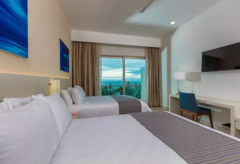 اتاق لوکس با چشم‌انداز دریا, Krystal® Puerto Vallarta