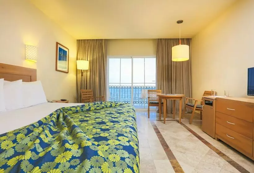 اتاق استاندارد با چشم‌انداز دریا, Krystal® Puerto Vallarta