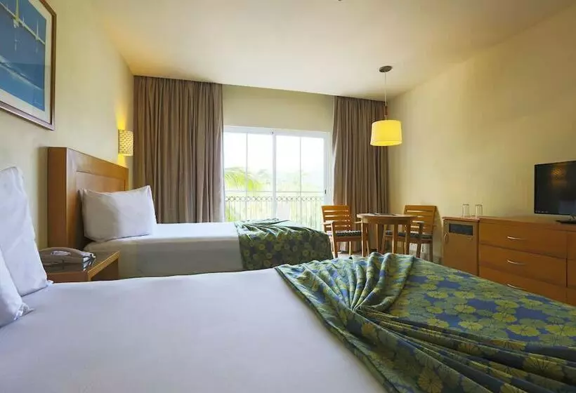 اتاق استاندارد با چشم‌انداز دریا, Krystal® Puerto Vallarta