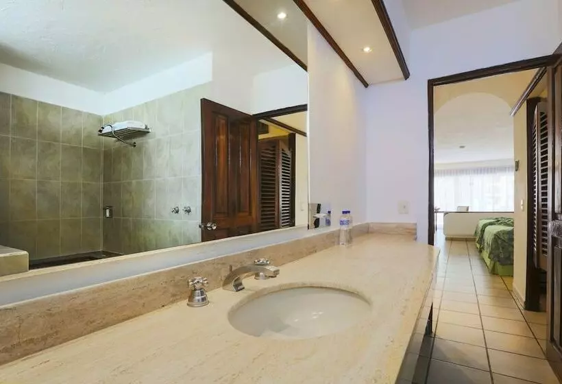 اتاق استاندارد با چشم‌انداز دریا, Krystal® Puerto Vallarta