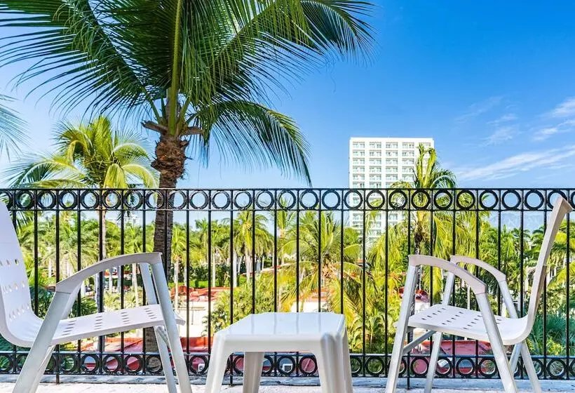 اتاق استاندارد با چشم‌انداز باغ, Krystal® Puerto Vallarta