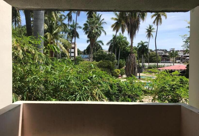 Номер Стандарт, Las Hamacas