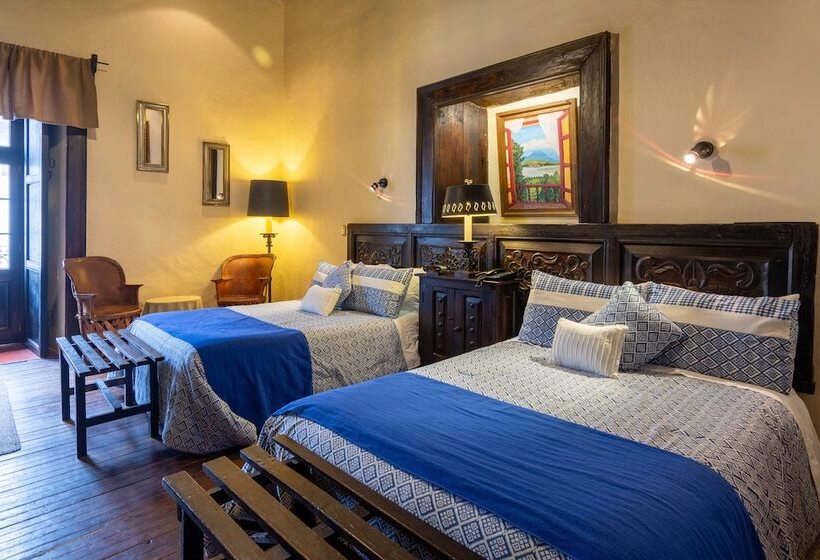 غرفة قياسية, Mansion Iturbe