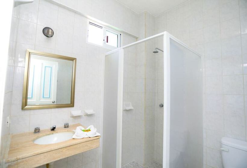 חדר סטנדרט, Maria De Lourdes