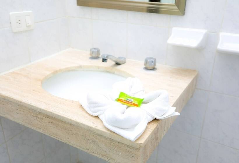 חדר סטנדרט, Maria De Lourdes