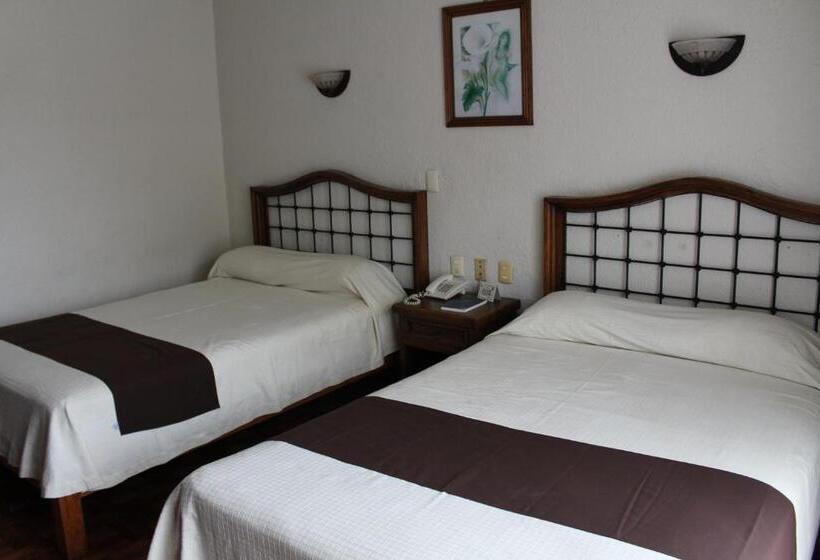 标准间, Plaza Independencia