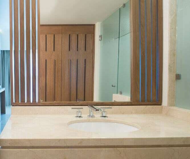 Quarto Standard Piso Térreo, Sheraton Buganvilias Resort & Convention Center