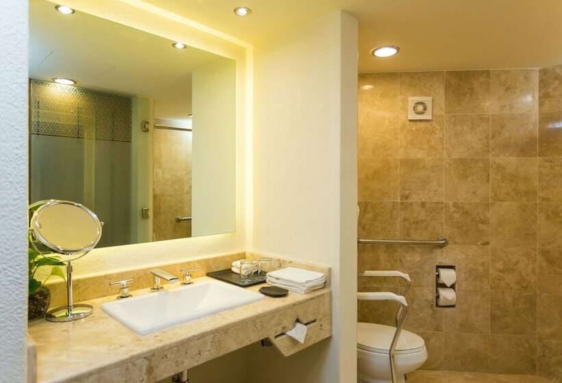 Quarto deluxe vista jardim, Sheraton Buganvilias Resort & Convention Center