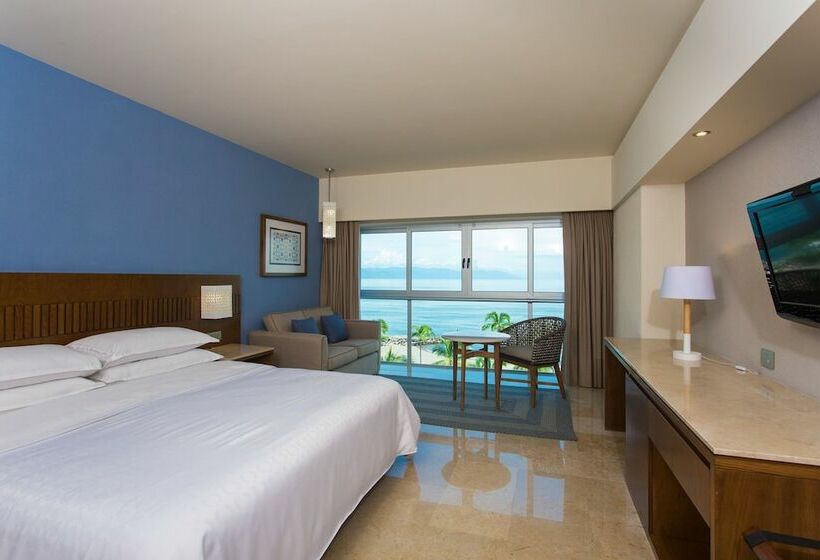 Quarto deluxe vista mar, Sheraton Buganvilias Resort & Convention Center