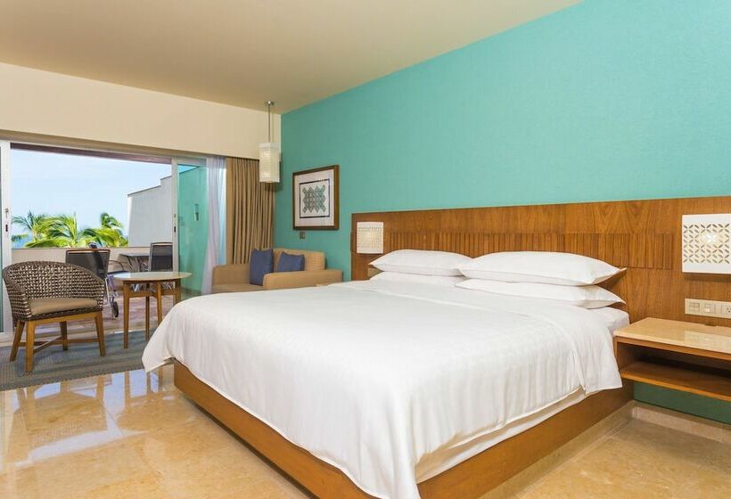 Quarto deluxe vista mar, Sheraton Buganvilias Resort & Convention Center
