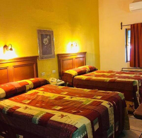 חדר סטנדרט שתי מיטות זוגיות, Suites Kino