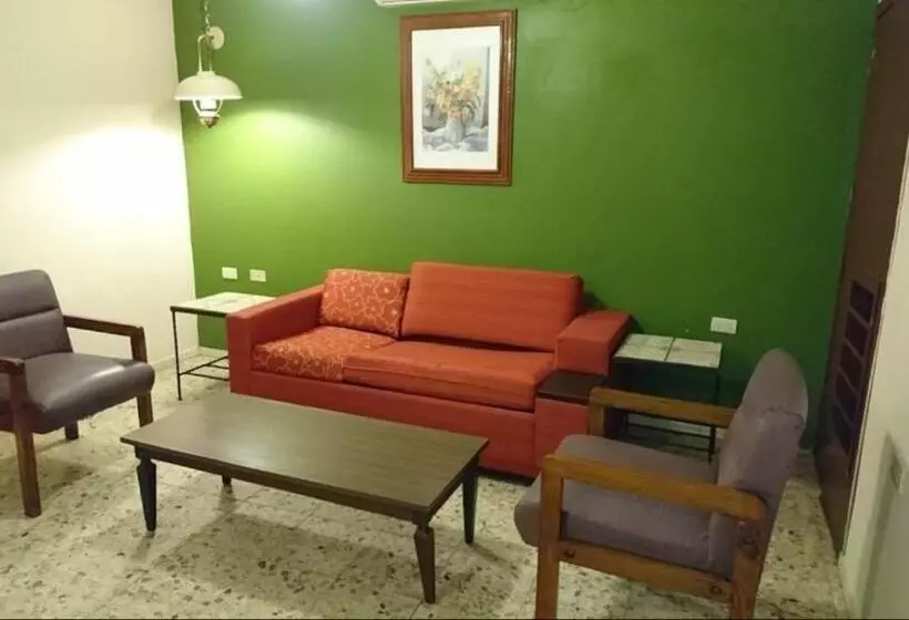 سوییت جونیور, Suites Kino