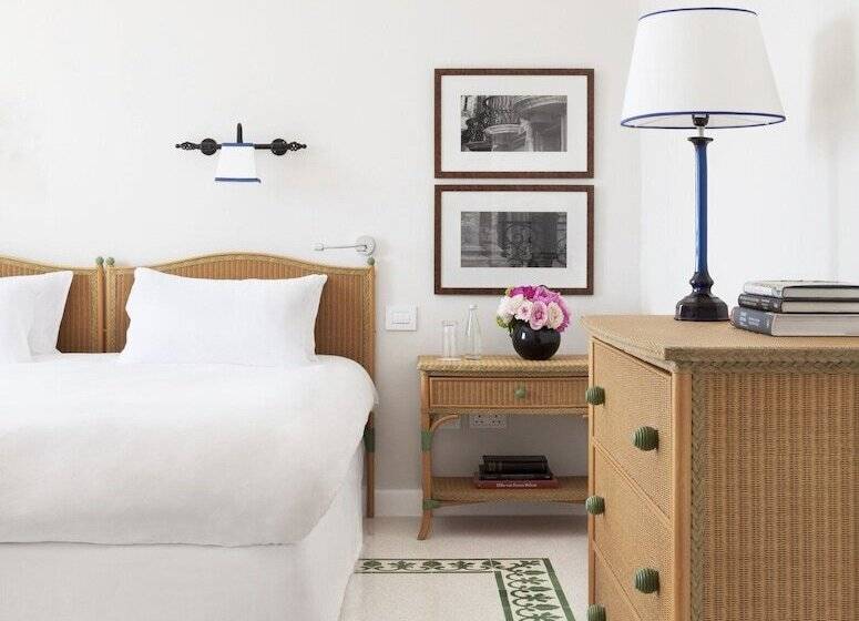 اتاق اجرایی, The Phoenicia Malta