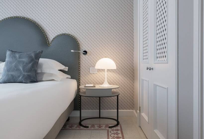 سوییت, The Phoenicia Malta