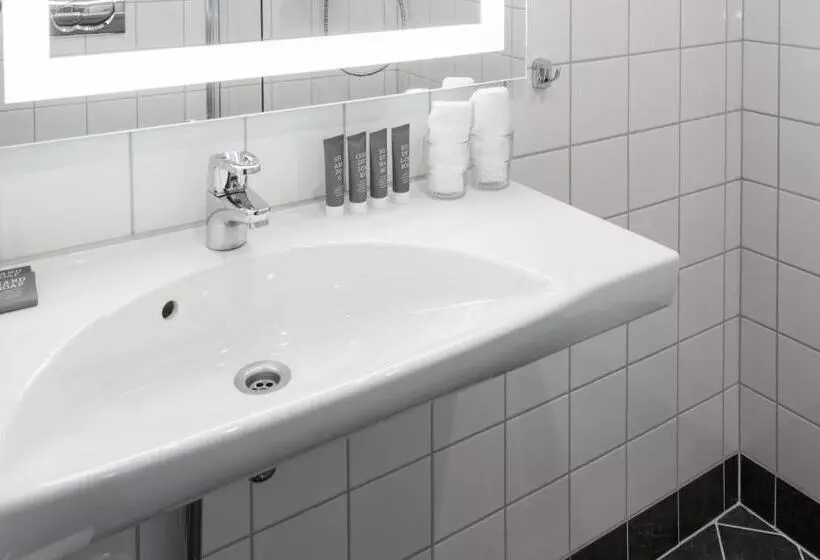 سوییت, Thon Hotel Europa
