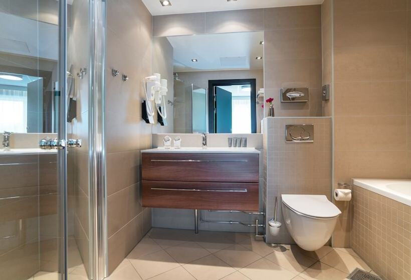 سوییت, Thon Hotel Europa