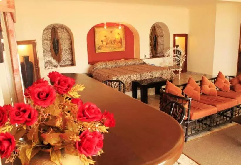 سوئیت جونیور با تراس, Villablanca Garden Beach