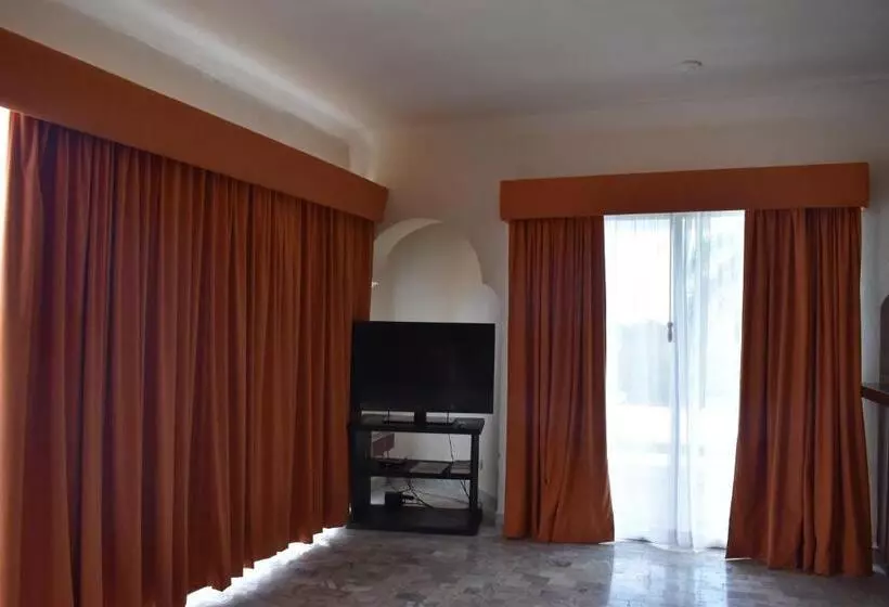 سوئیت جونیور با تراس, Villablanca Garden Beach