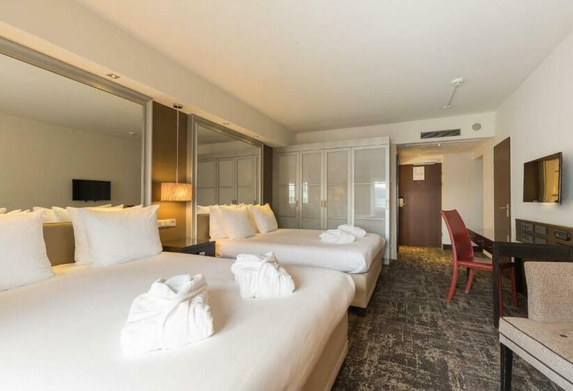 Superior Family Room, Grand Hotel Amrâth Kurhaus The Hague Scheveningen