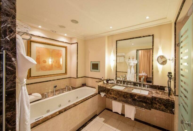 Presidential Suite, Grand Hotel Amrâth Kurhaus The Hague Scheveningen