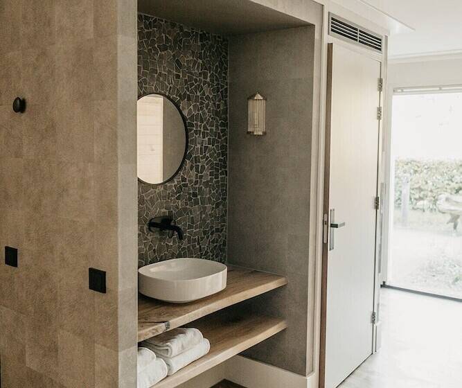 Номер Стандарт, Badhotel Rockanje