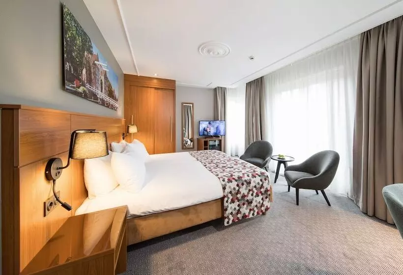 اتاق اجرایی, Bilderberg Grand Hotel Wientjes