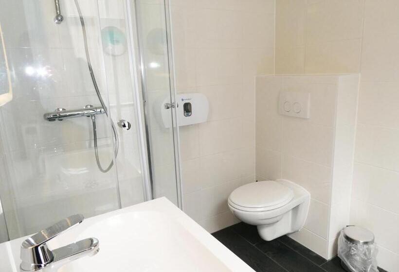 标准单人间, Café Restaurant De Posthoorn