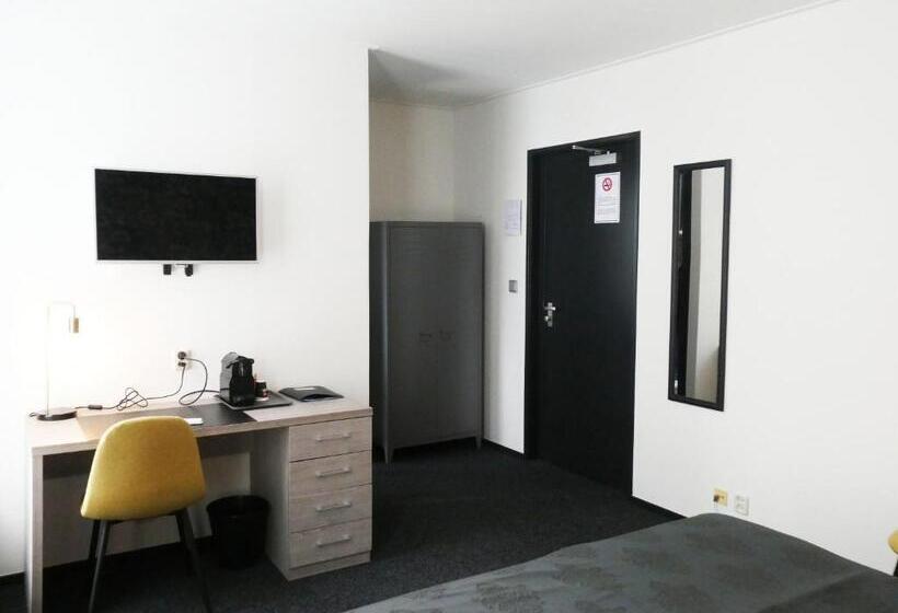 标准单人间, Café Restaurant De Posthoorn