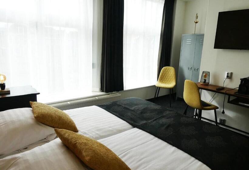 标准单人间, Café Restaurant De Posthoorn