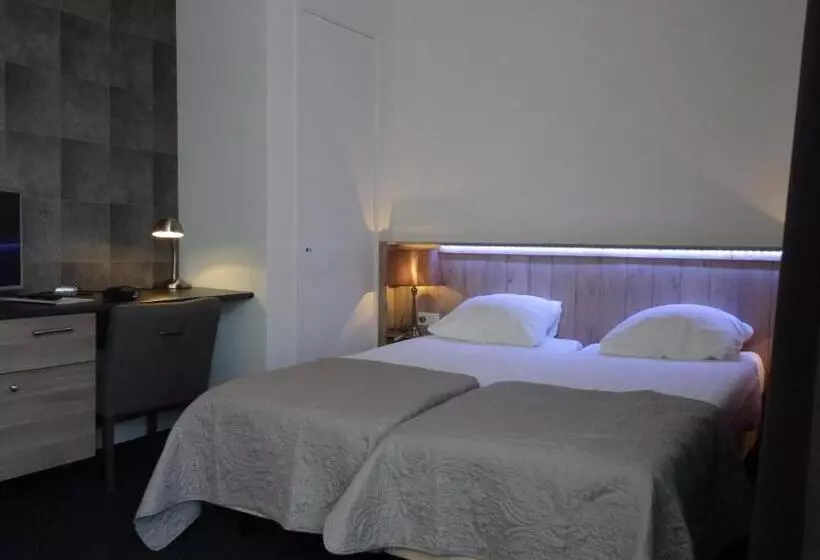 Standard Room, Café Restaurant De Posthoorn